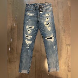 AE distressed low rise distressed jeggings